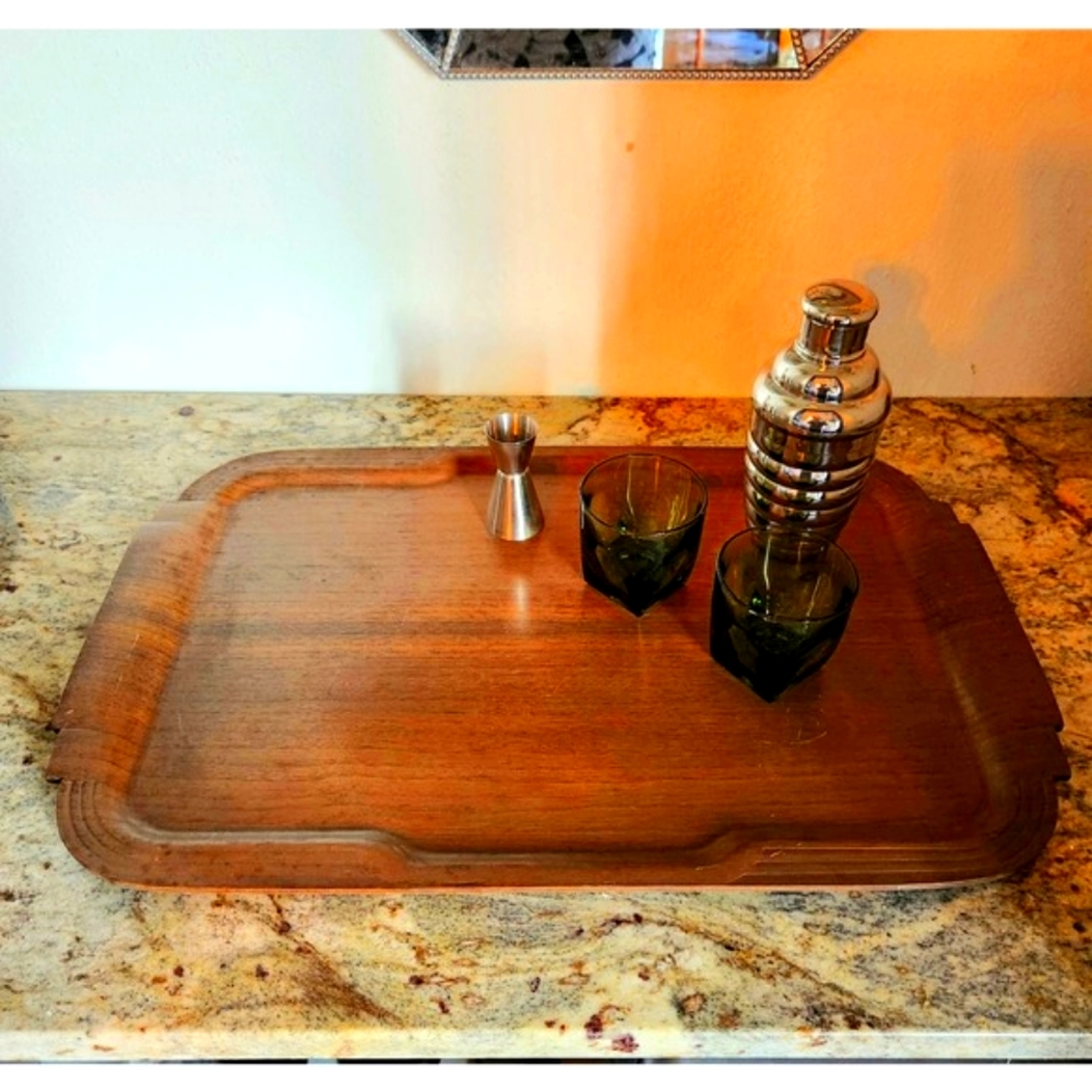 1930s wooden “Toastmaster Hospitality” Art deco serving tray. Laminated plywood